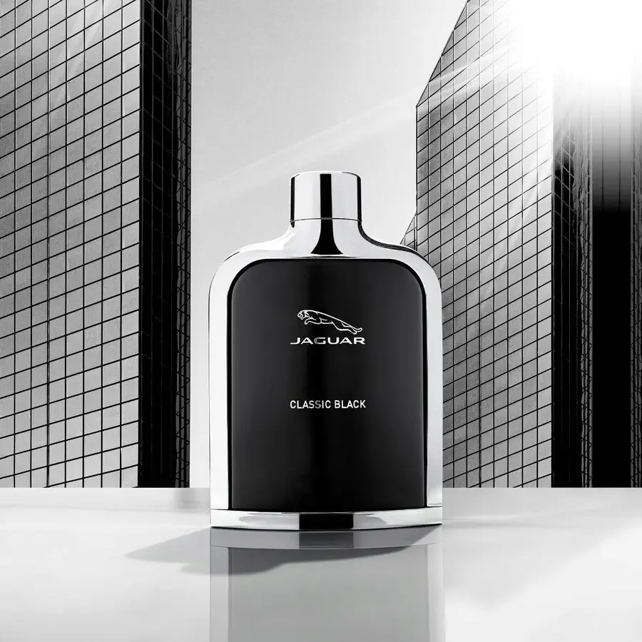 Jaguar Classic Black