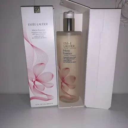 Укрепляющий лосьон Estee Lauder Micro Essence with Sakura Ferment