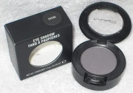 Тени для век MAC Cosmetics Scene