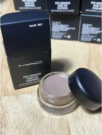 Кремовые тени для век MAC Cosmetics