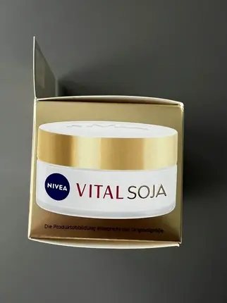 Дневной крем Nivea Vital