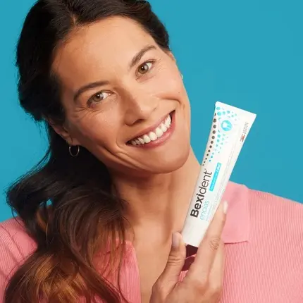 Зубная паста ISDIN Bexident Gums для ежедневного использования