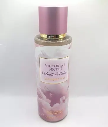 Парфюмированный спрей для тела Victoria's Secret Velvet Petals Daydream