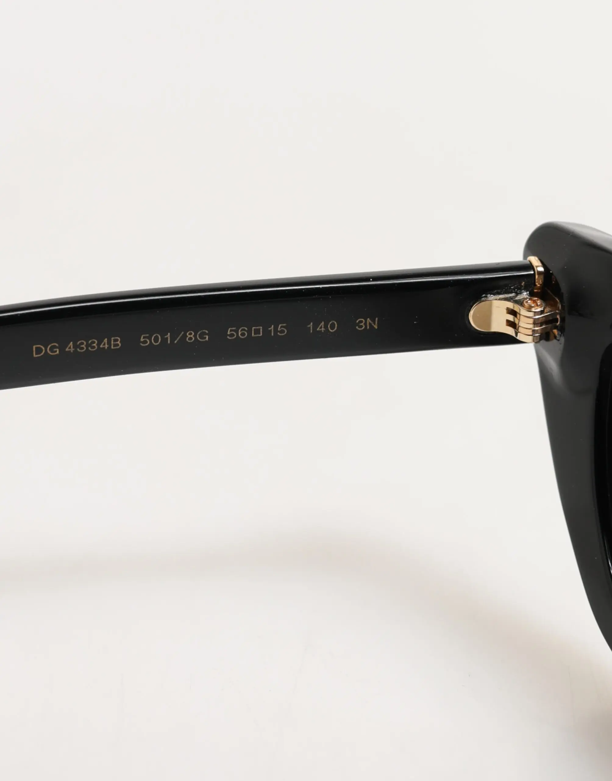 Солнцезащитные очки Dolce & Gabbana Black Re-Edition
