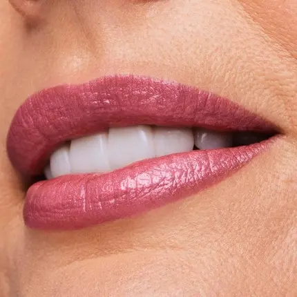 Помада Estee Lauder Pure Color Long-Lasting Hi-Lustre