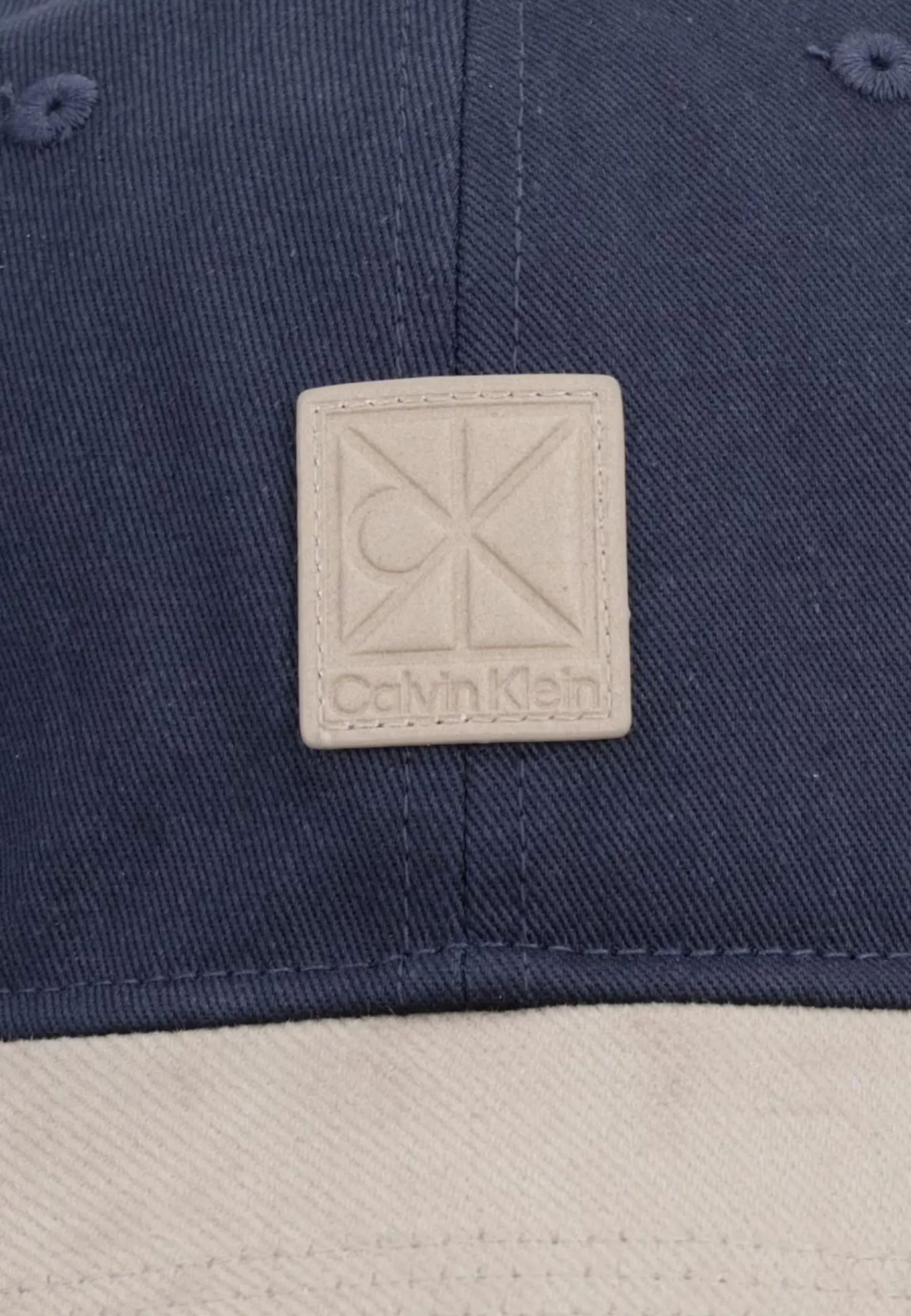 Шапка Calvin Klein