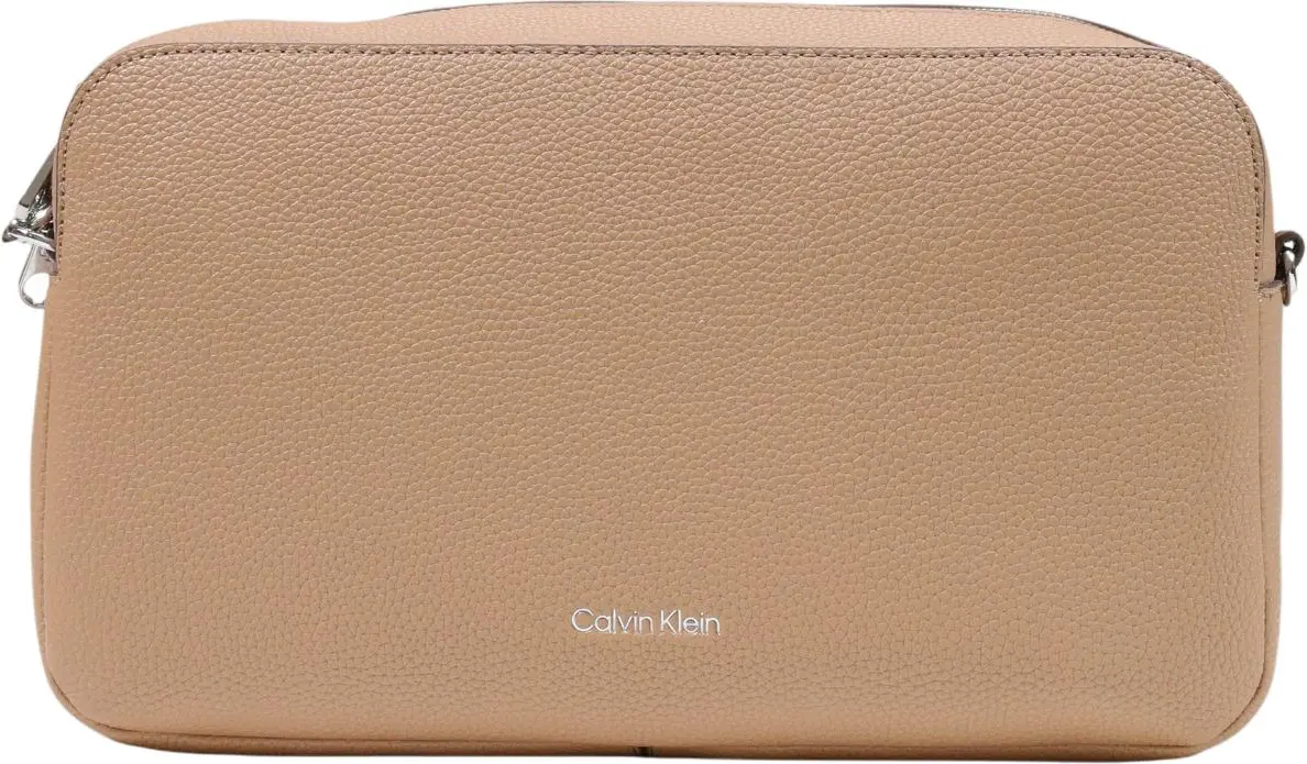 Сумки Calvin Klein