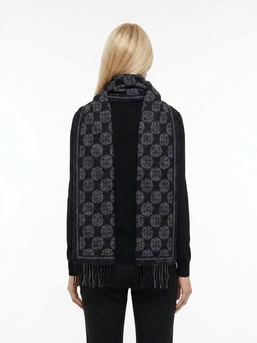 Шарф Givenchy