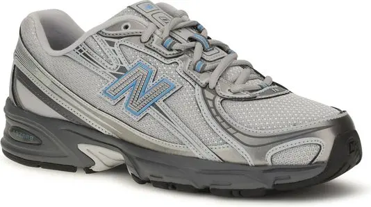 Кроссовки New Balance 740