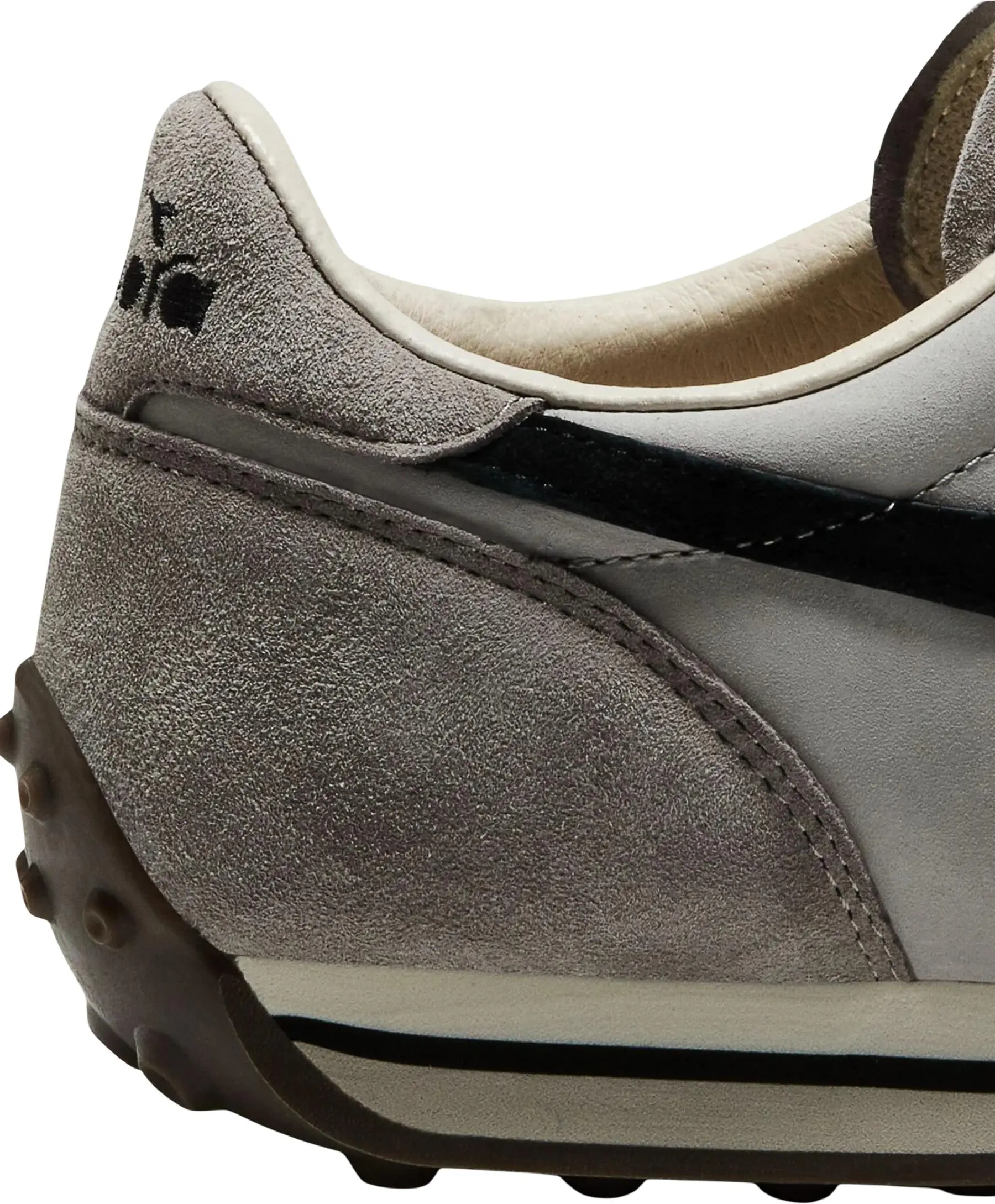 Кроссовки Diadora