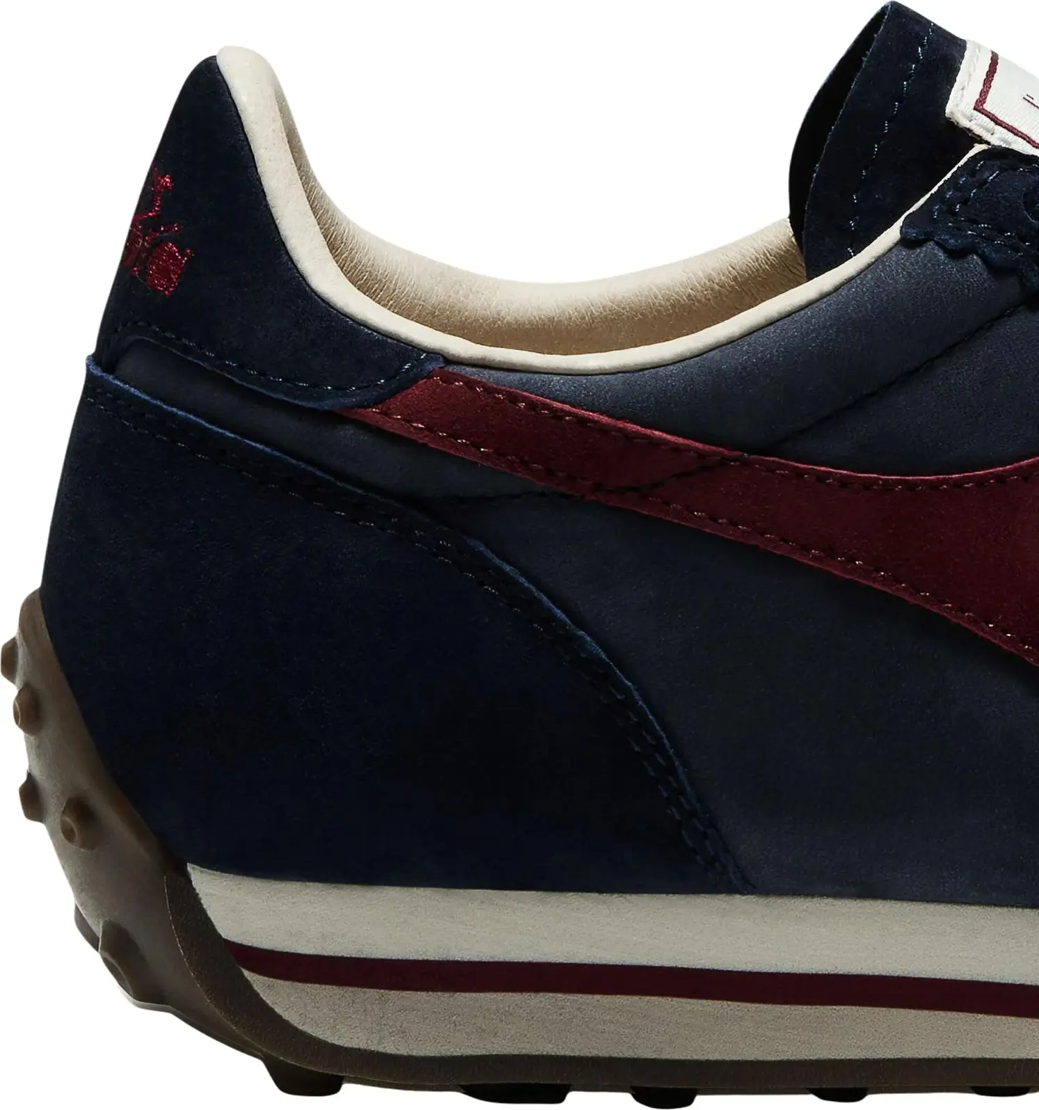 Кроссовки Diadora