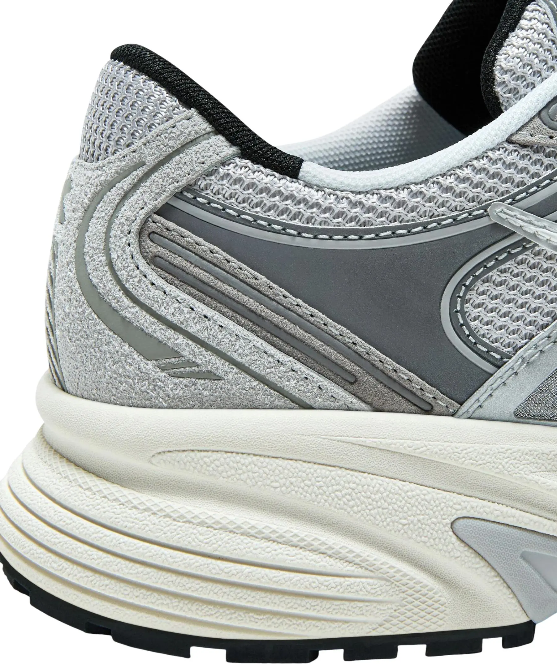 Кроссовки Diadora