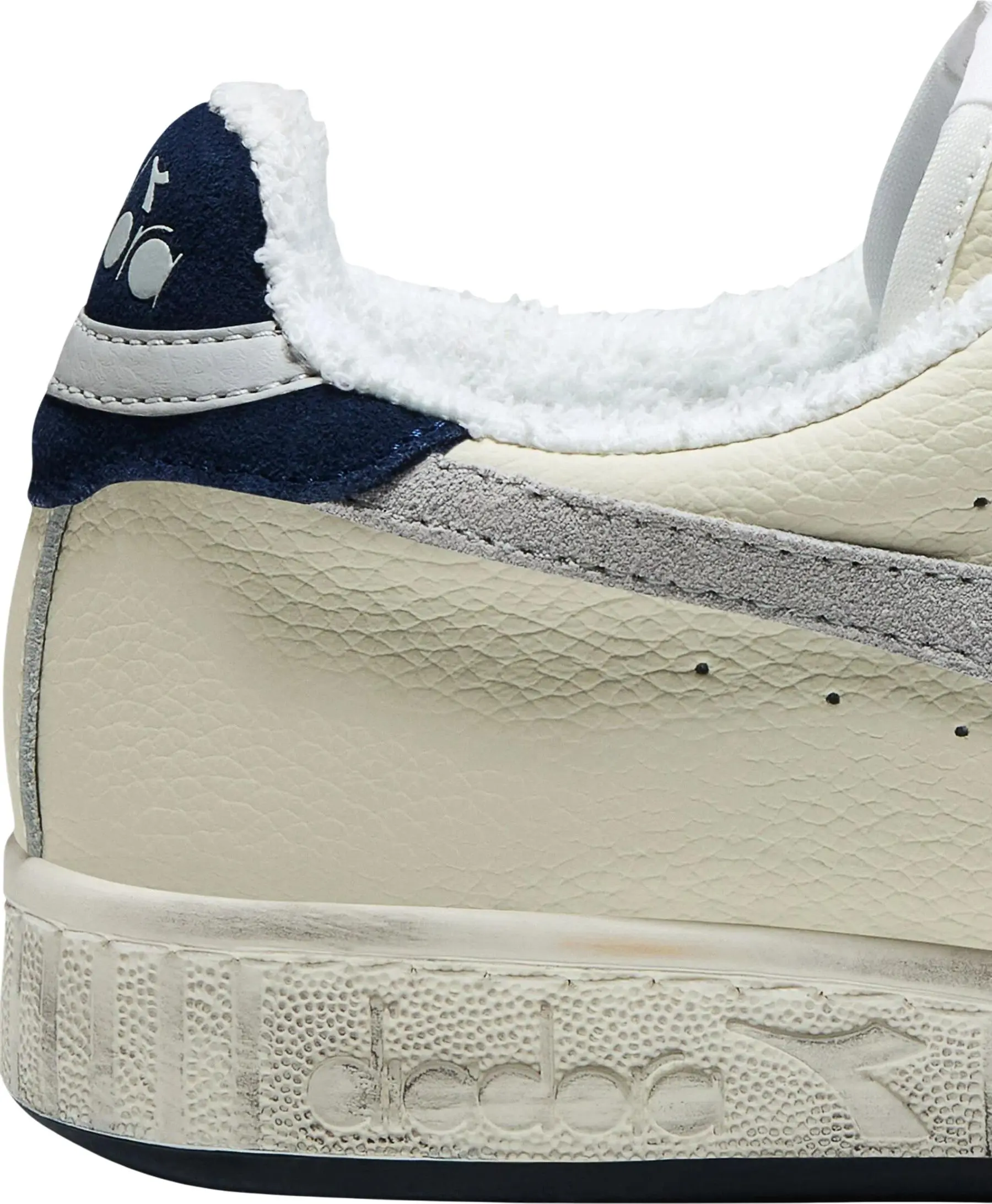 Кроссовки Diadora