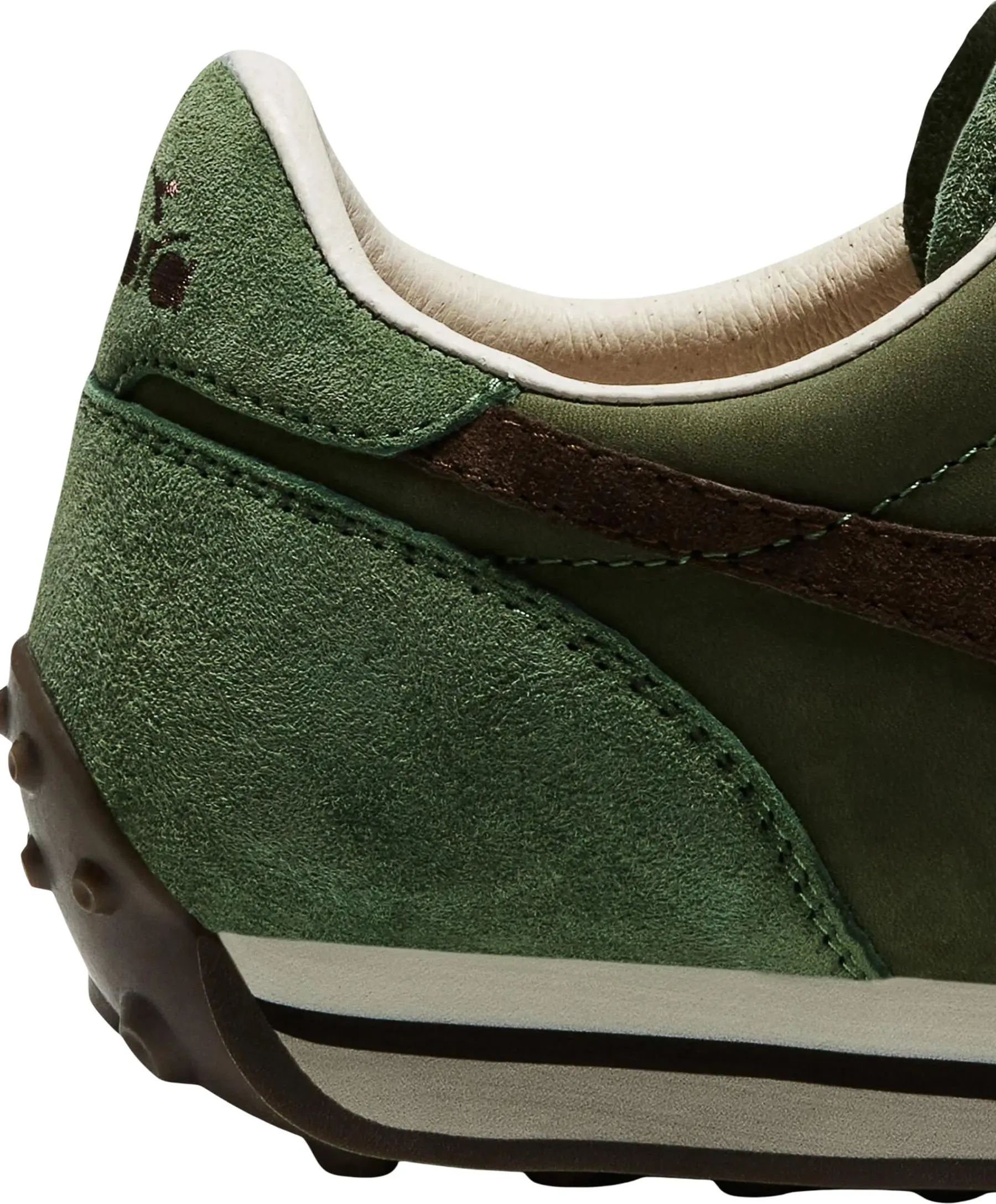 Кроссовки Diadora