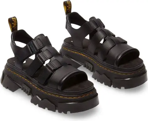 Sandals Dr. Martens Mattison