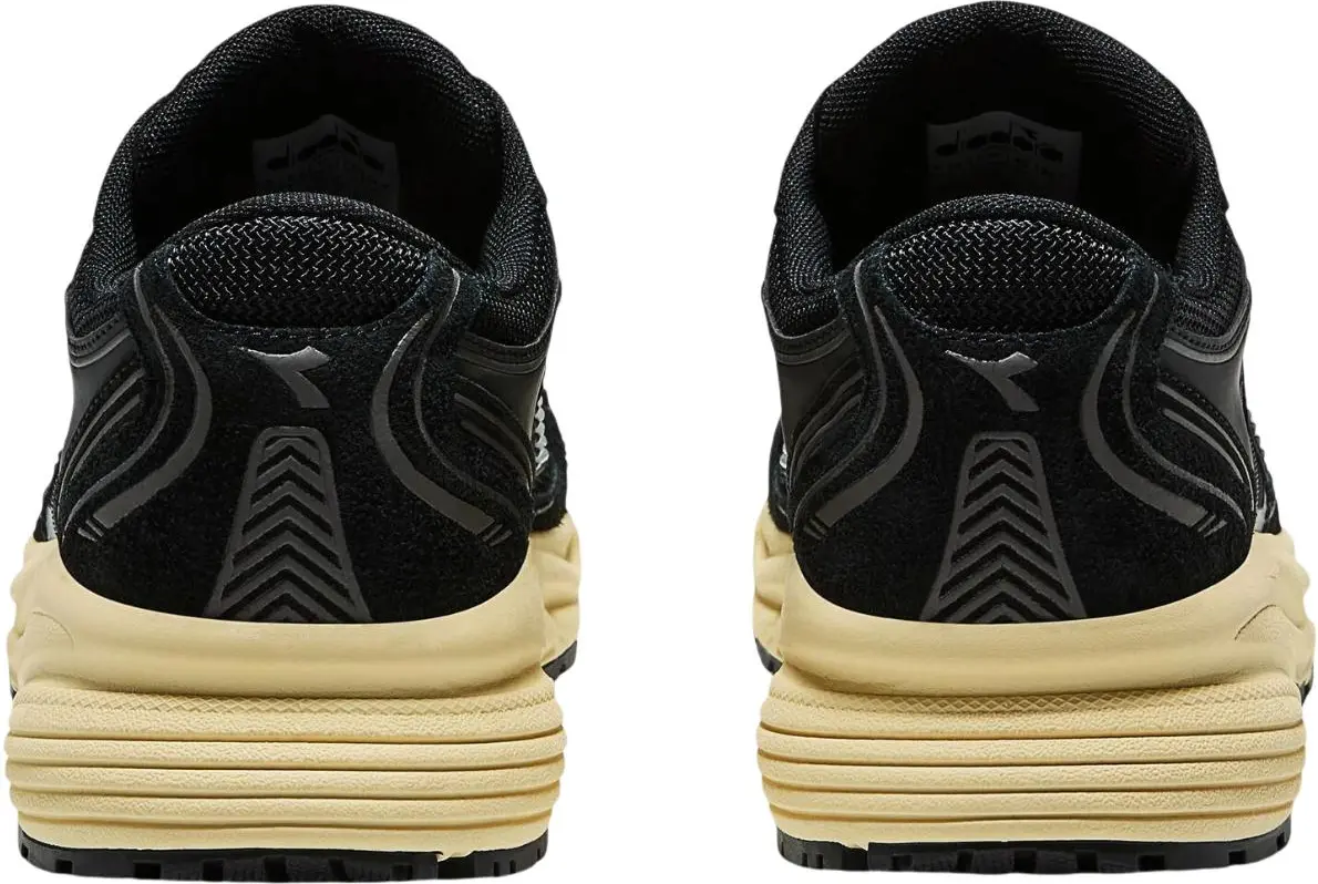 Кроссовки Diadora
