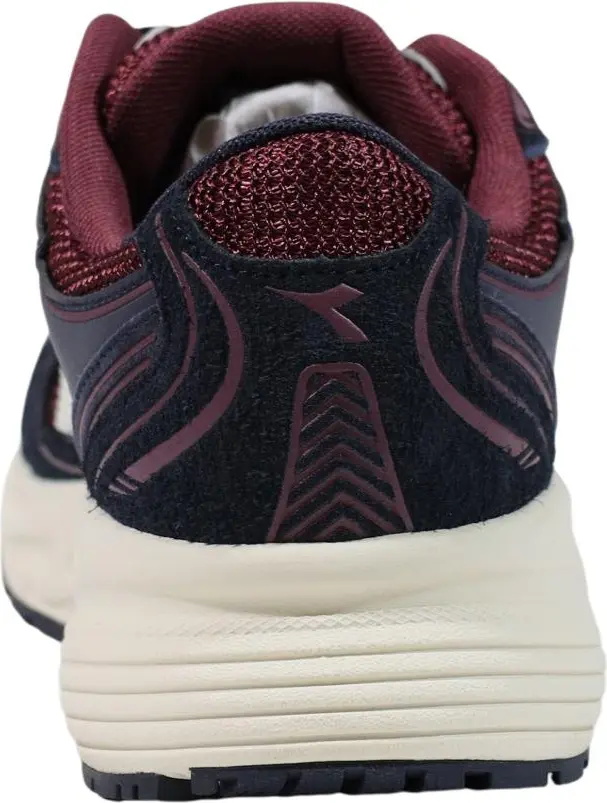 Кроссовки Diadora