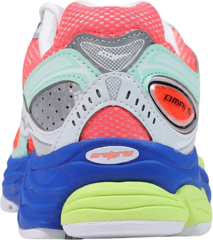 Кроссовки Saucony