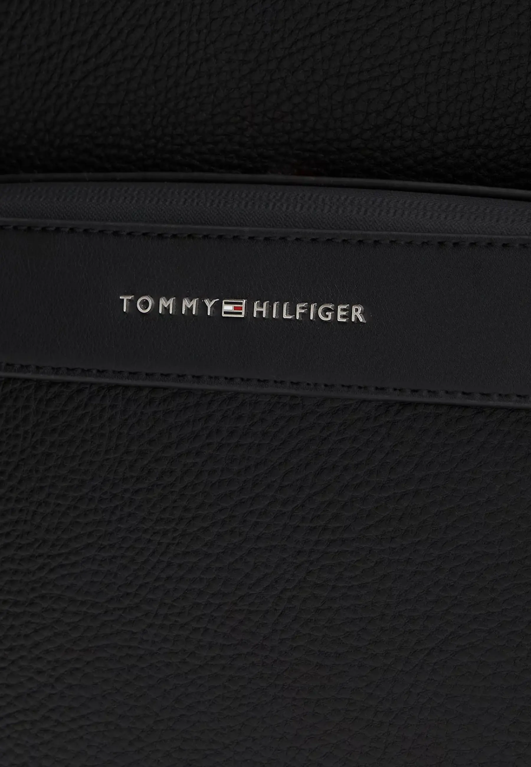 Рюкзаки Tommy Hilfiger