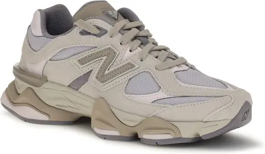Спортивные кроссовки New Balance 9060