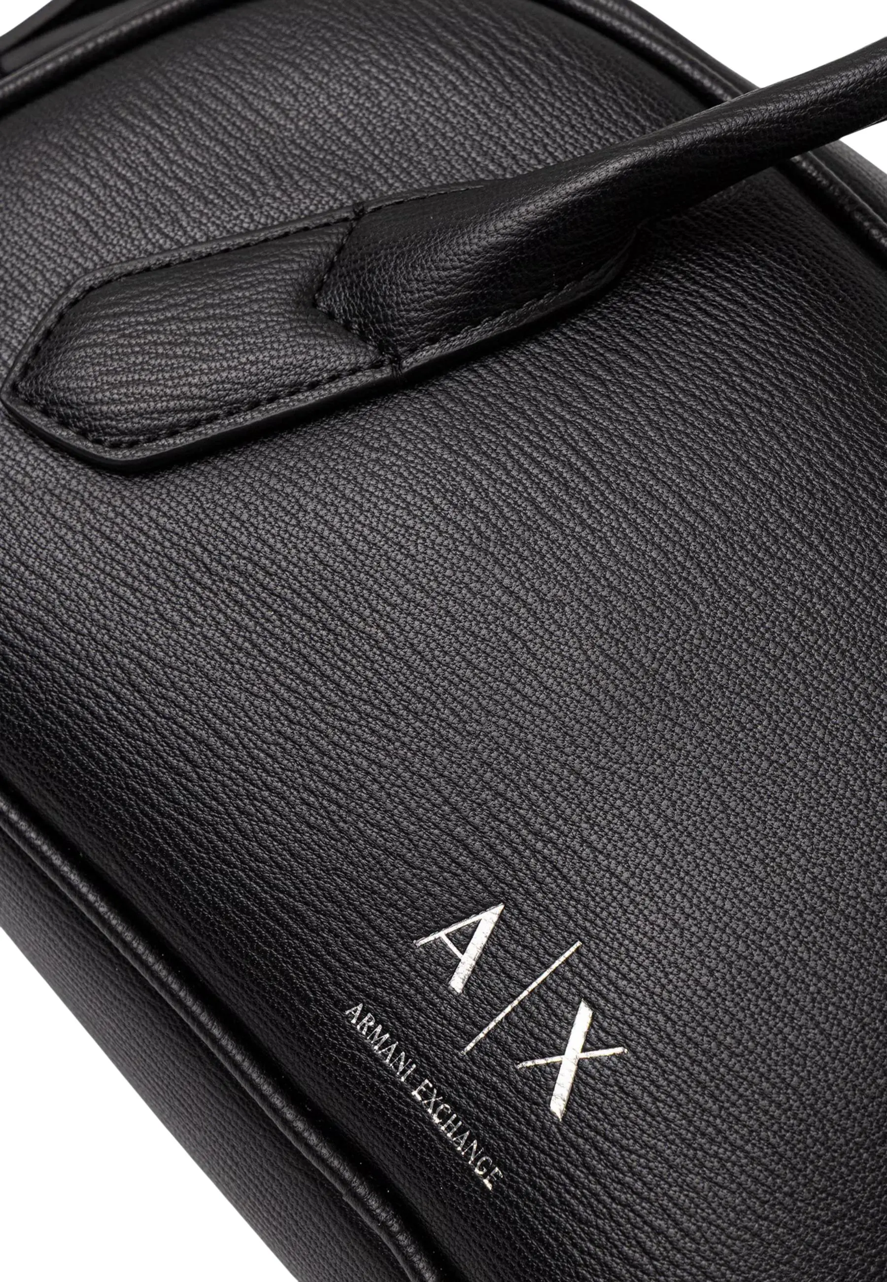 Сумки Armani Exchange