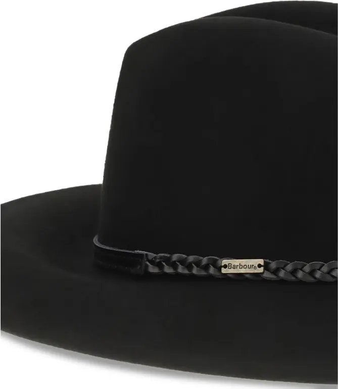 Fedora Barbour