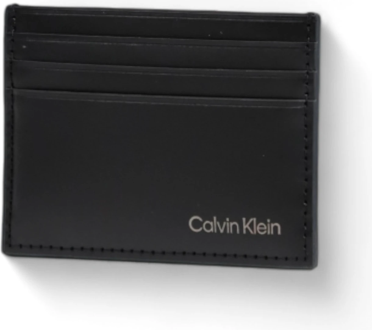 Кошельки Calvin Klein