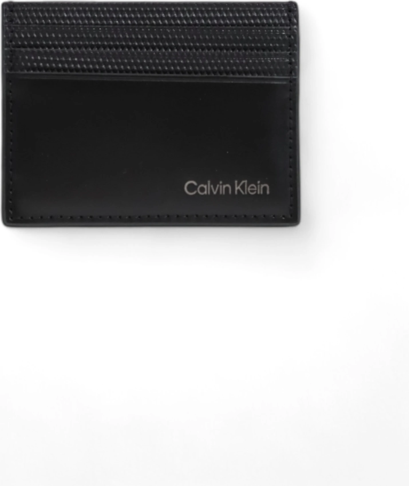Кошельки Calvin Klein