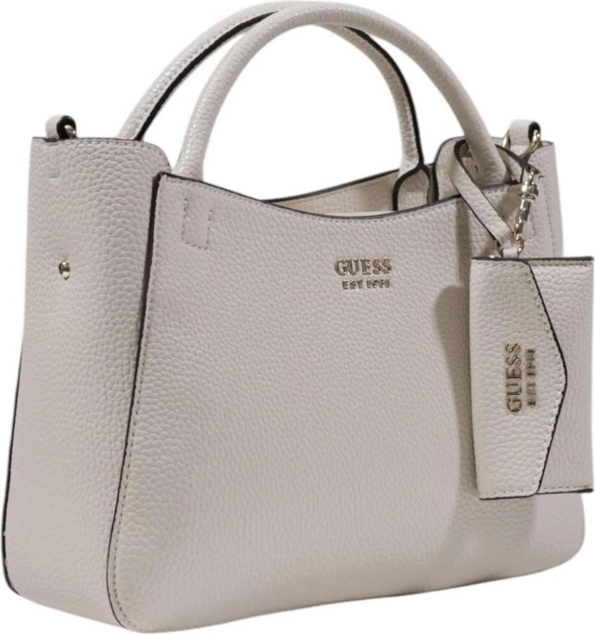 Сумки GUESS