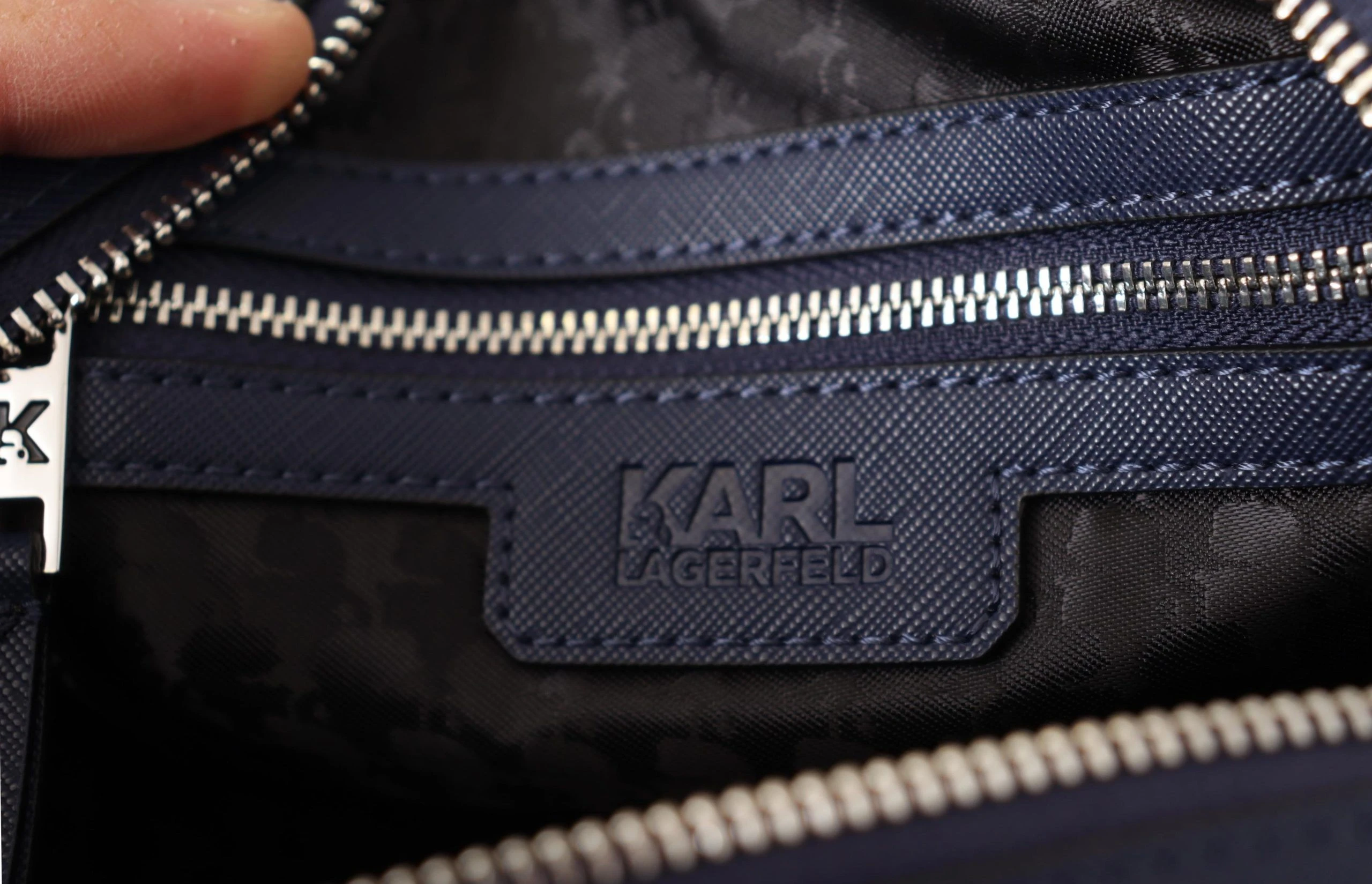 Сумка через плечо и ручная сумка Karl Lagerfeld Peacoat