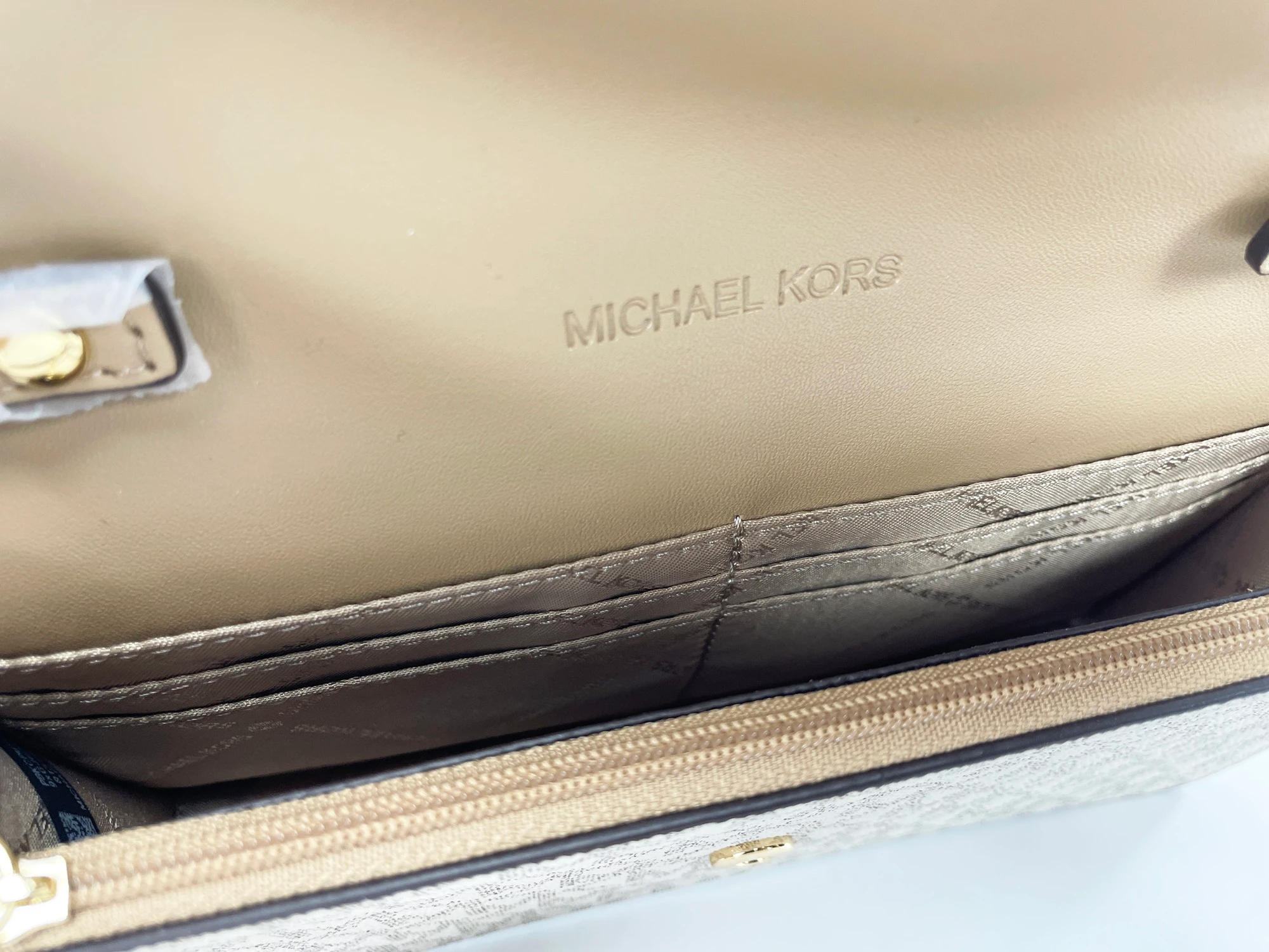 Сумка через плечо Michael Kors Jet Set Travel