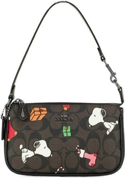 Сумка-клатч с верхней ручкой Coach Nolita 19 Mini Holiday Snoopy