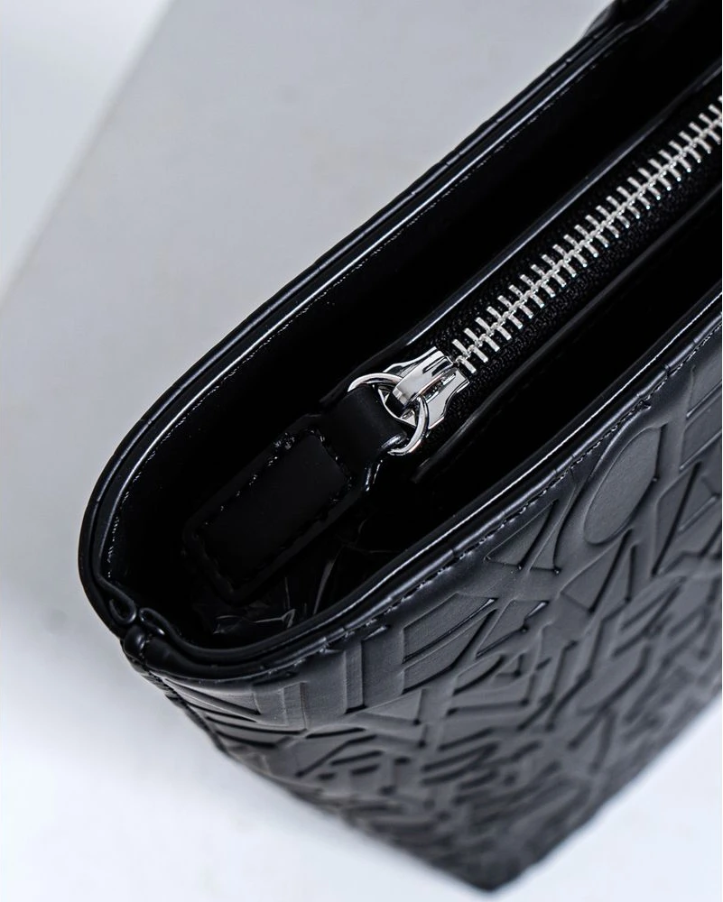 Сумка Armani Exchange