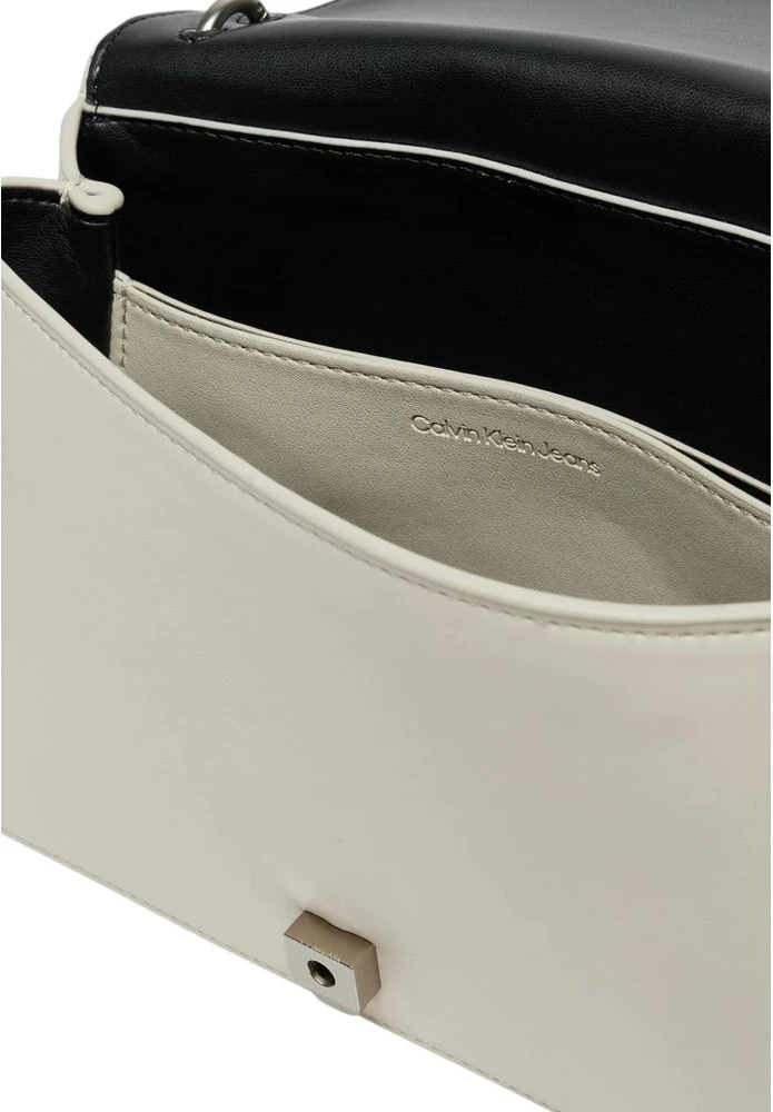 Сумка Calvin Klein SCULPTED EW FLAP25 DEBOSS