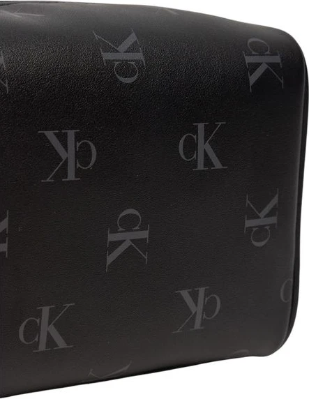 Косметичка Calvin Klein Jeans Черная Полиэтилен Багаж и Путешествия