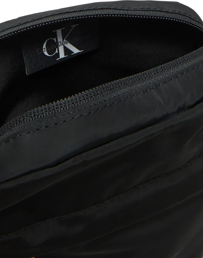 Сумка-мессенджер Calvin Klein Jeans