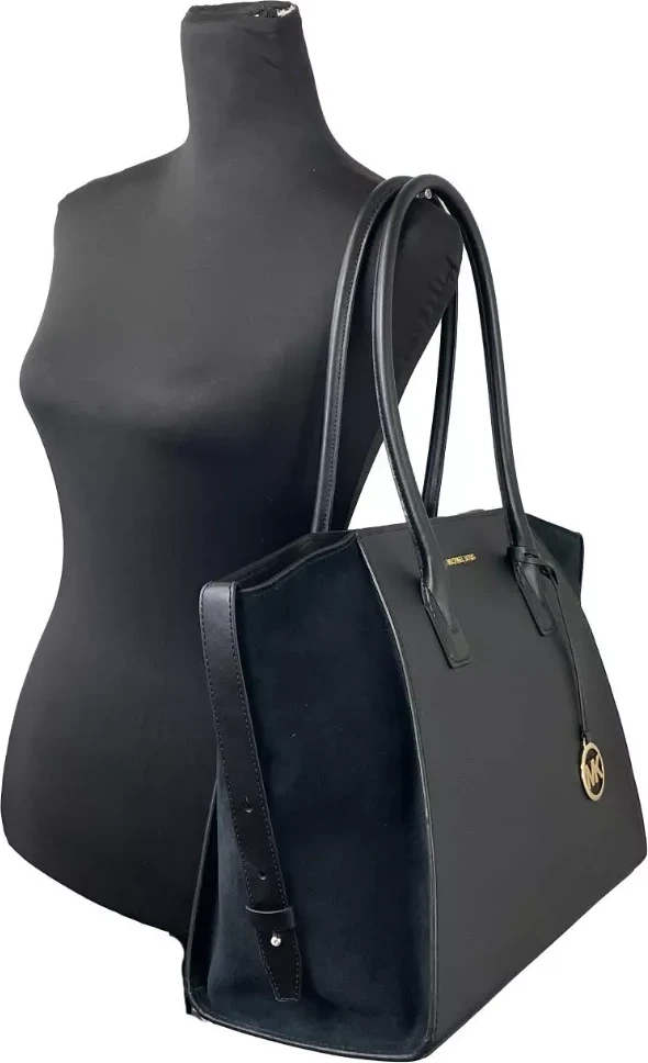 Сумка-саквояж Michael Kors из замши и кожи с верхним клапаном на молнии
