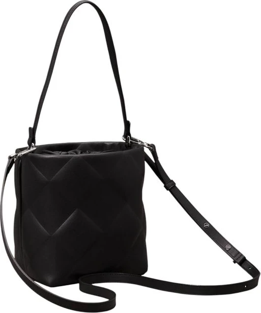 Сумка Calvin Klein DIAMOND QUILT BUCKET