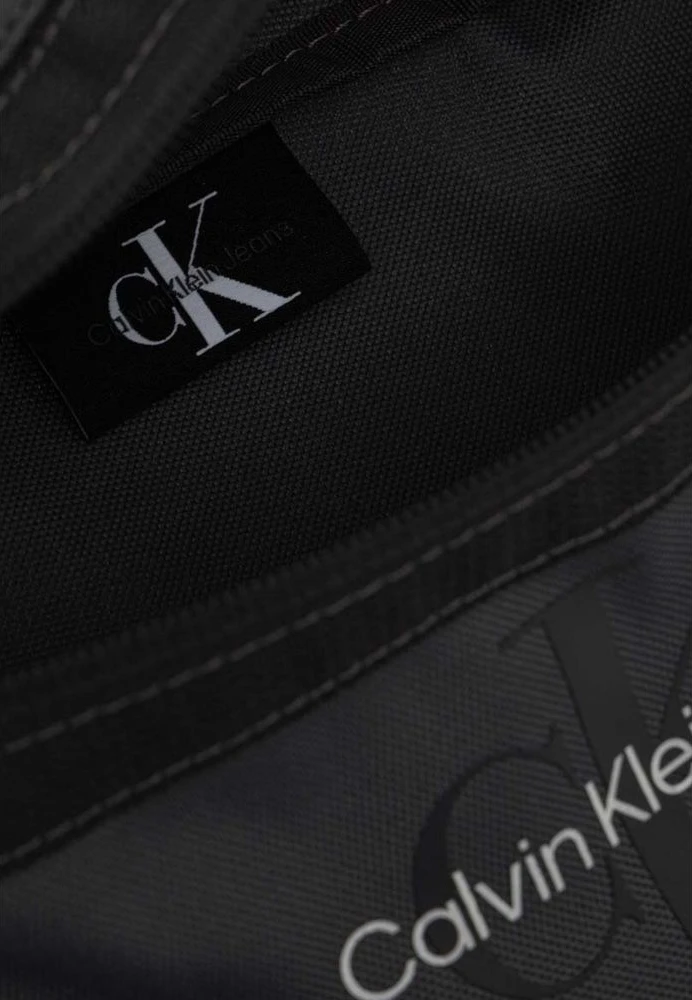 Сумка Calvin Klein SPORT ESSENTIALS