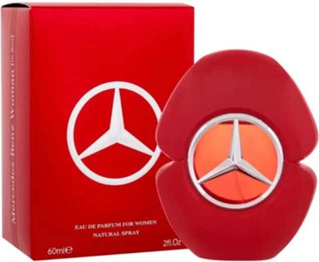 Mercedes-Benz Женщина в Красном