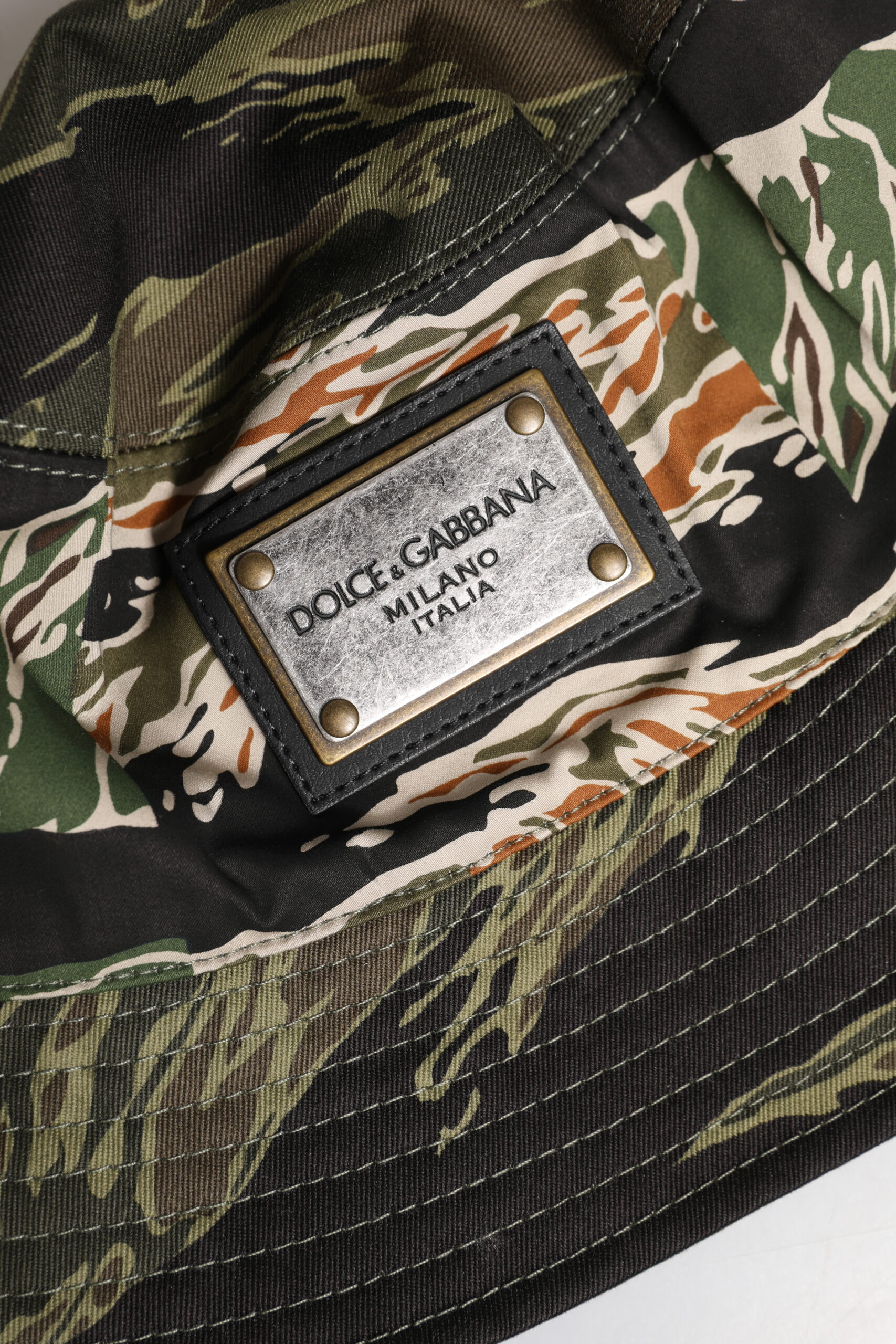 Шляпа Dolce & Gabbana Multicolor DG Plaque с широкими полями (Панама)
