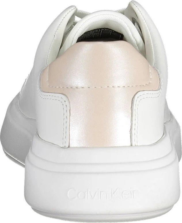 Белые кожаные женские кроссовки Calvin Klein