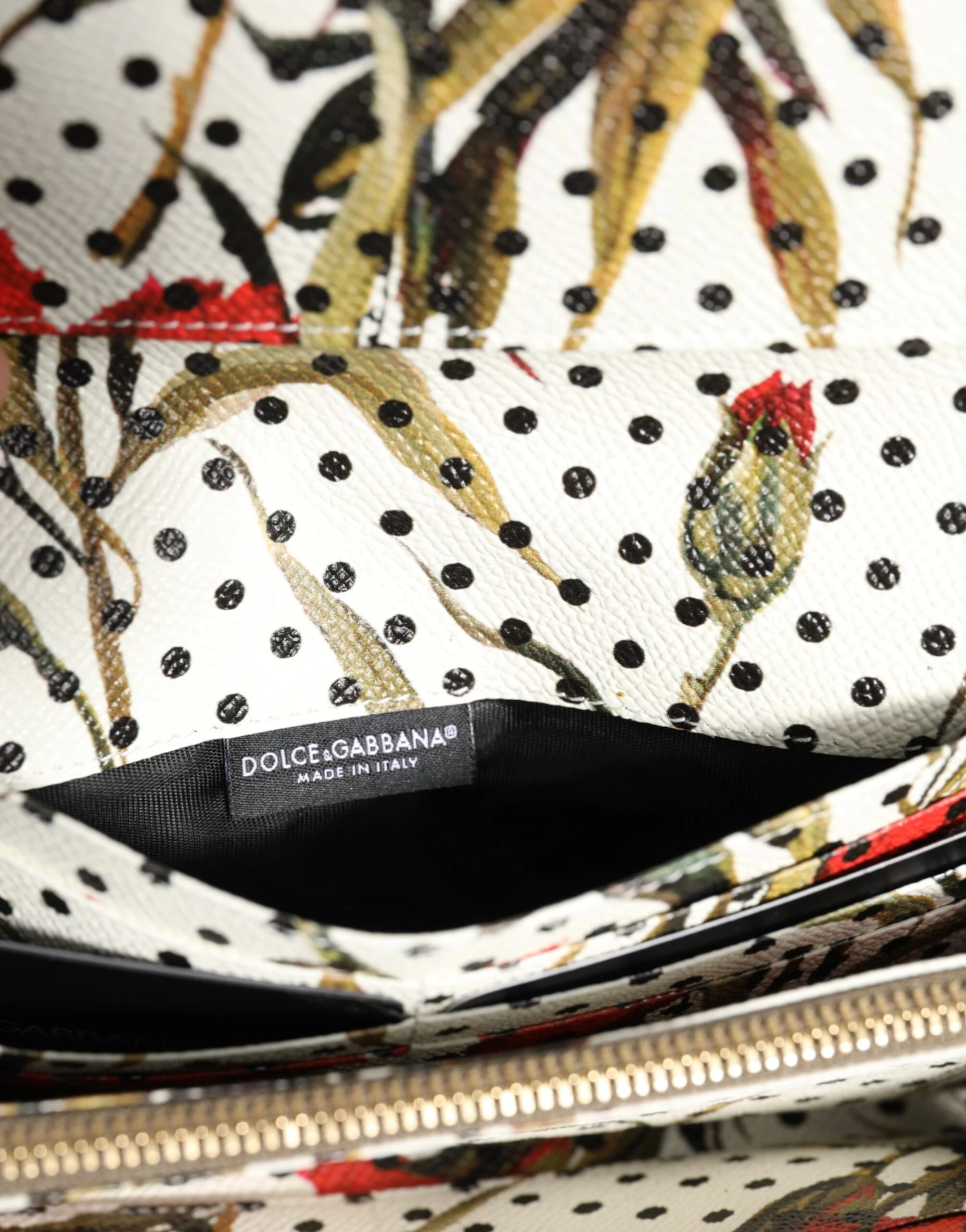 Кошелек Dolce & Gabbana Черная Кожаная Картхолдер Тройного Сложения с Накладкой Логотипа