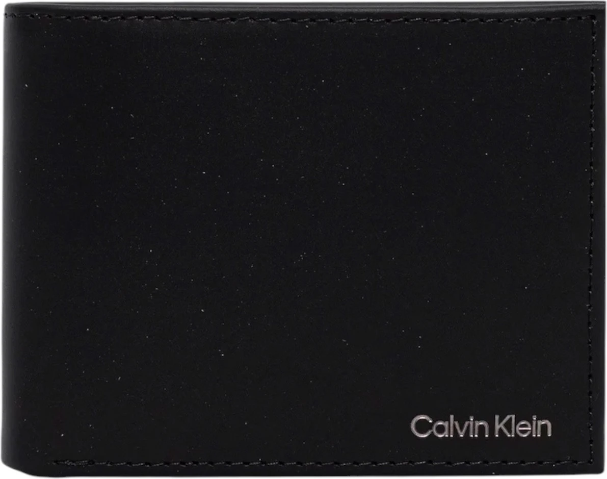 Кошельки Calvin Klein