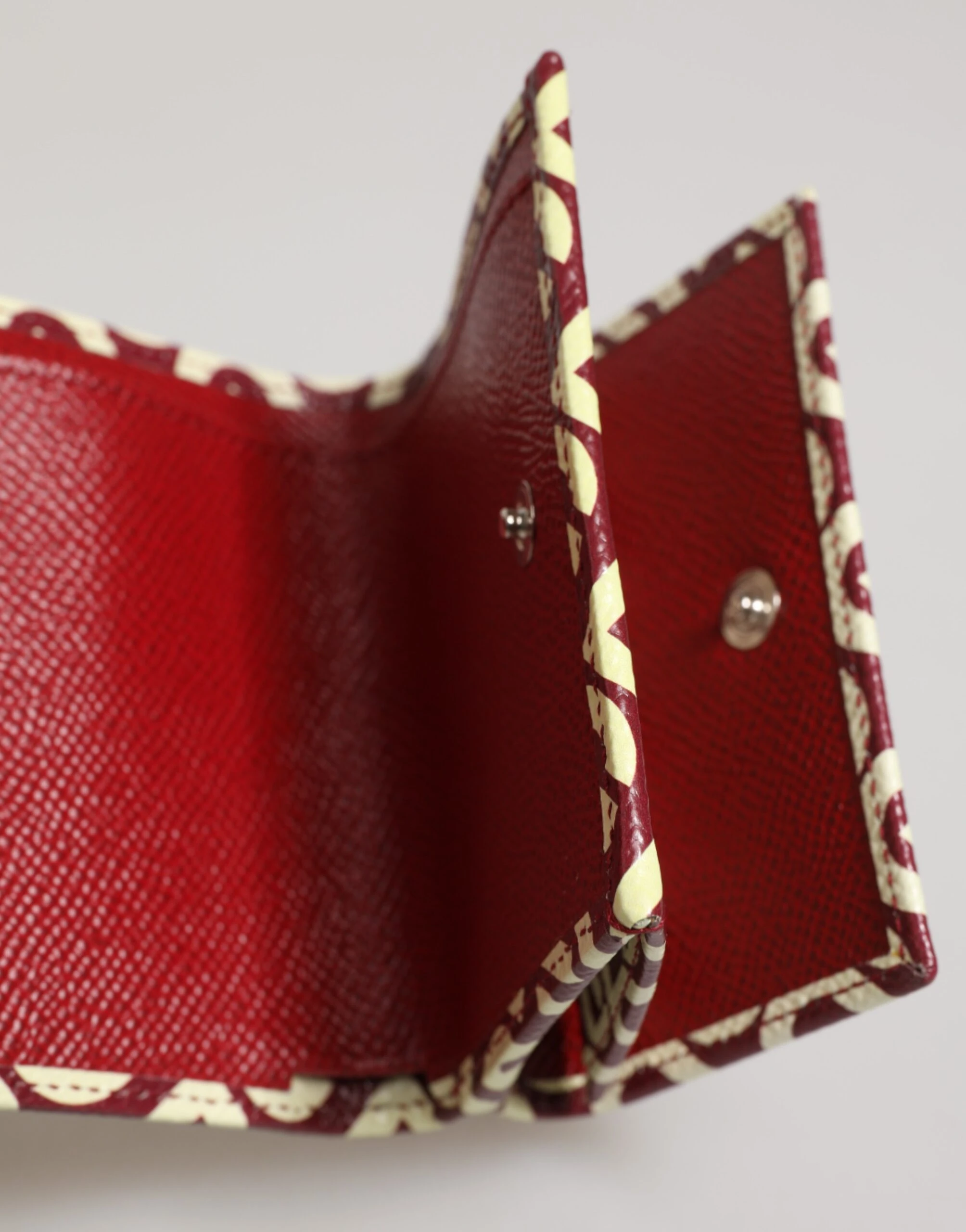 Кошелек Dolce & Gabbana с клапаном French Flap