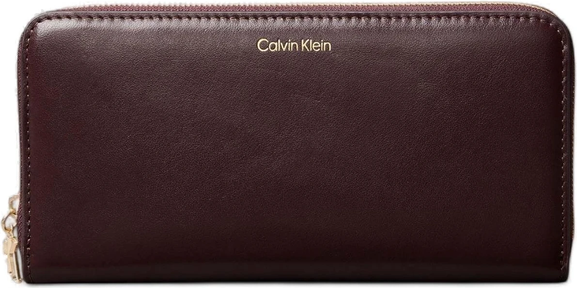 Кошельки Calvin Klein
