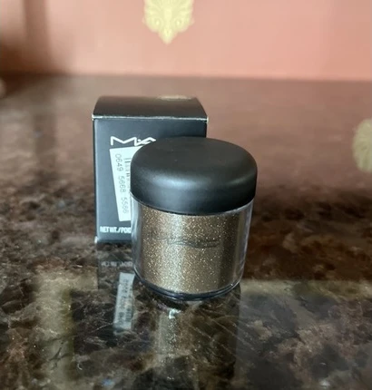 Пигмент MAC Cosmetics