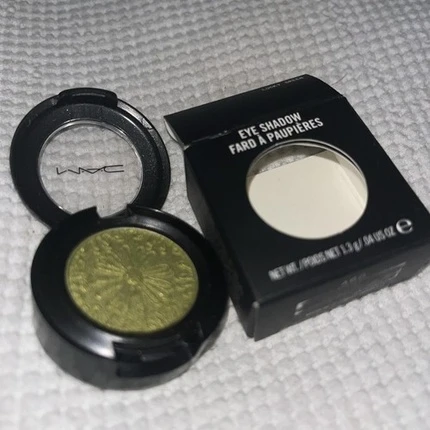 Губная помада MAC Cosmetics Velvet Matte