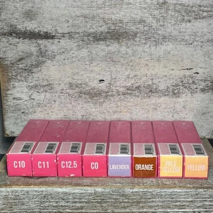 Консилер Jeffree Star Cosmetics Magic Star Liquid Concealer & Color Corrector