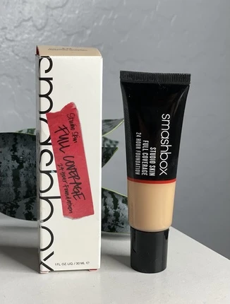 Тональный крем Foundation Smashbox Studio Skin Full Coverage 24 Hour